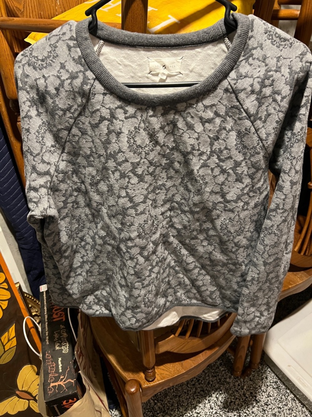 Lou & Grey Heathered Grey Lace-Print Pullover